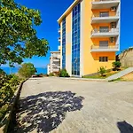 Iris Guest House 2